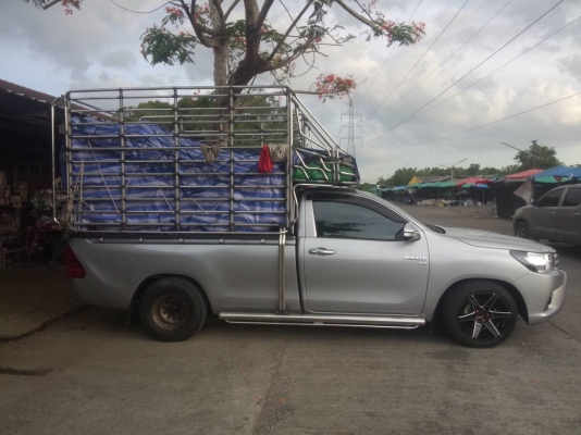 บริการขนส่งแบบสายฟ้าแลบ ผักผลไม้ ส่งของ ส่งอะไหล่ ส่งสินค้าถูกกฏหมาย ด้วยรถกระบะ TOYOTA REVO รถส่งของสภาพใหม่เอี่ยม