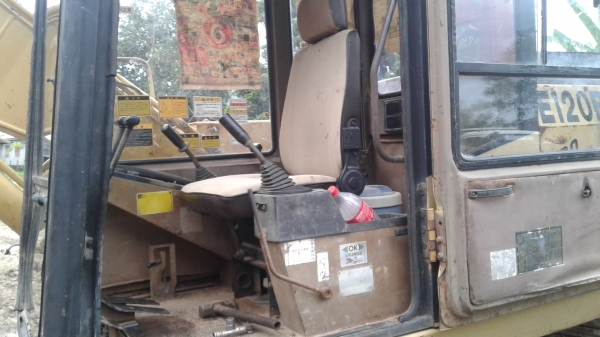 ขายCAT E 120B ขายCAT E 120B