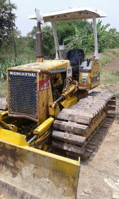 แทรคเตอร์ ตีนเป็ด KOMATSU D2-6 สใล5ทศทาง สวยพร้อมใช้