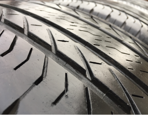 ยาง Bridgestone 265 70 16 ปี16 ดอกเยอะ ไม่มีปะ ใช้ยาว ราคาไม่แพง ยาง Bridgestone 265 70 16 ปี16 ดอกเยอะ ไม่มีปะ ใช้ยาว ราคาไม่แพง