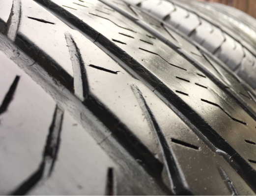 ยาง Bridgestone 265 70 16 ปี16 ดอกเยอะ ไม่มีปะ ใช้ยาว ราคาไม่แพง