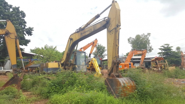 ขาย แบคโฮ KOMATSU PC200-3 เอกสารเล่มทะเบียนครบ เครื่องเดิม ปั้มดี ช่วงล่างมีใบแทรคหัก 2 ใบ เอกสารเล่มทะเบียนครบ ขาย แบคโฮ KOMATSU PC200-3 เอกสารเล่มทะเบียนครบ เครื่องเดิม ปั้มดี ช่วงล่างมีใบแทรคหัก 2 ใบ เอกสารเล่มทะเบียนครบ