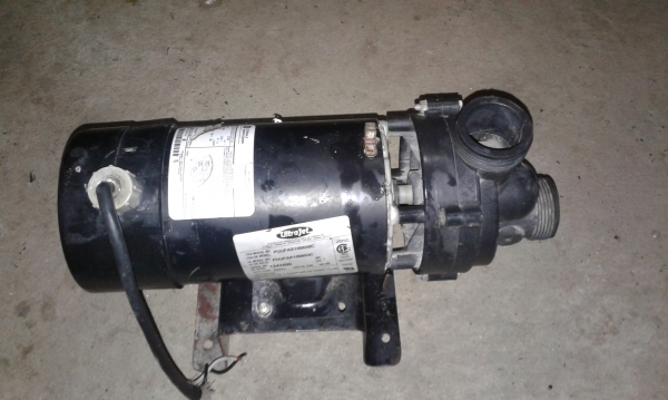 ปั้มน้ำเเรงดันสูง 1 hp 220 v.