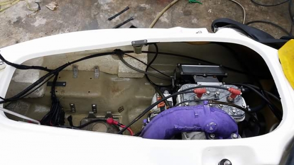 SEADOO HX720 เรือพร้อมกขับ