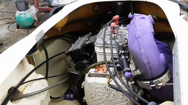 SEADOO HX720 เรือพร้อมกขับ