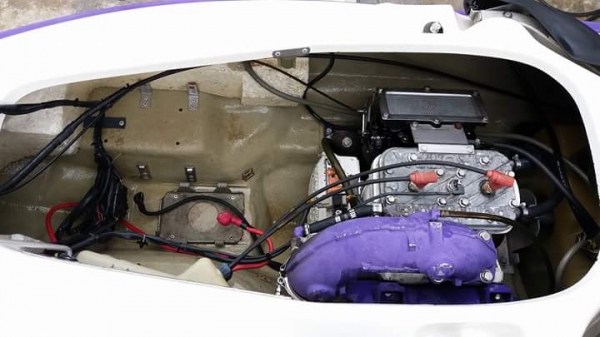 SEADOO HX720 เรือพร้อมกขับ