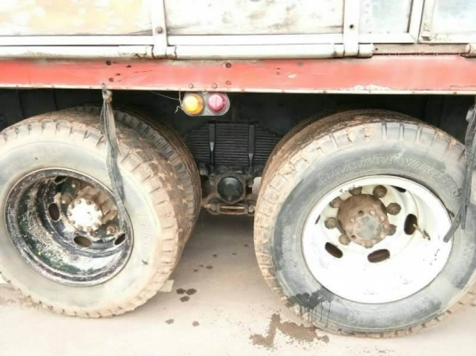 ขาย 299,000 บาท HINO FL177 เพลาเดียว เครื่อง EH700-168 แรง. หัวบาง ยางดี คัสชีสวย เอกสารเล่มทะเบียน 