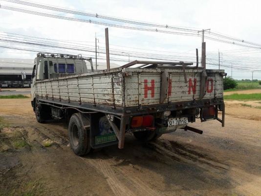 ขายรถ6ล้อ HINO FC2W เครื่อง120แรง ราคา350,000 สนใจโทร 090-8588220 093-3258446 www.narong2truck.com w ขายรถ6ล้อ HINO FC2W เครื่อง120แรง ราคา350,000 สนใจโทร 090-8588220 093-3258446 www.narong2truck.com w