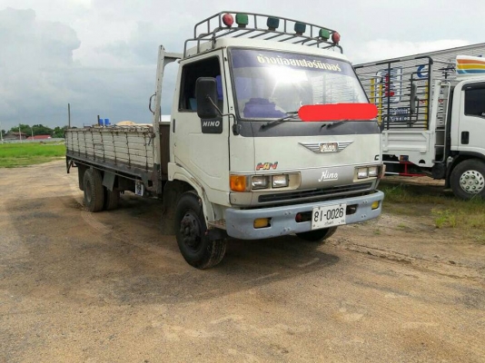 ขายรถ6ล้อ HINO FC2W เครื่อง120แรง ราคา350,000 สนใจโทร 090-8588220 093-3258446 www.narong2truck.com w