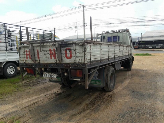 ขายรถ6ล้อ HINO FC2W เครื่อง120แรง ราคา350,000 สนใจโทร 090-8588220 093-3258446 www.narong2truck.com w ขายรถ6ล้อ HINO FC2W เครื่อง120แรง ราคา350,000 สนใจโทร 090-8588220 093-3258446 www.narong2truck.com w