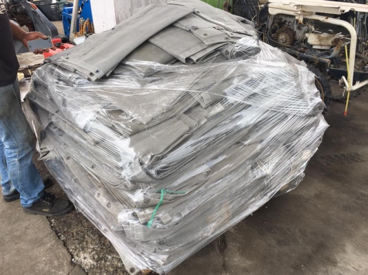 ผ้าใบคลุมงานก่อสร้าง ล็อตใหม่ มีหลายไซร์ ใช้ดี แข็งแรง ทนทาน!! สีสวยกว่าเดิม made in Japan