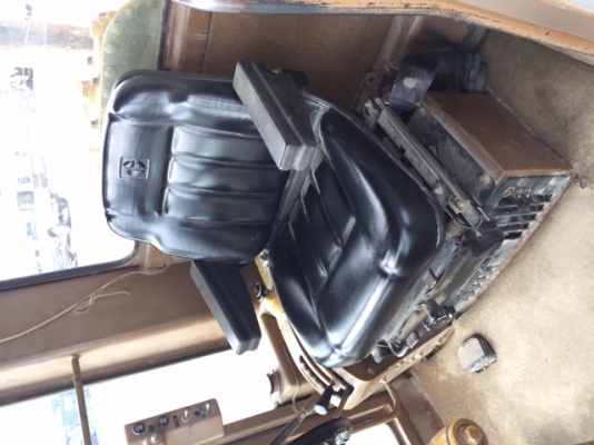 มาใหม่ 140G#72V114xx 9,800ชม. ปี1988 พร้อมติดตั้ง Scarifier รถจากอเมริกา สั่งได้เลยครับ 092-929-9942 ธีรเทพ