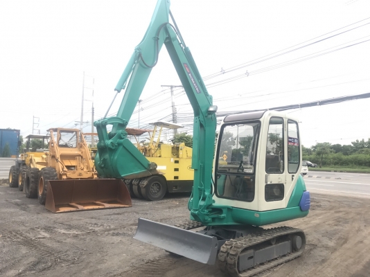 ยอดนิยม รถขุด KOMATSU PC30-7 อาร์มีพิเศษ เรานำเข้าเองจากญี่ปุ่นแท้โดยตรง สนใจติดต่อ จิณวัตรจักรกล สระบุรี ✅Tel : 063-9316985 ✅Line ID: 0639316986
