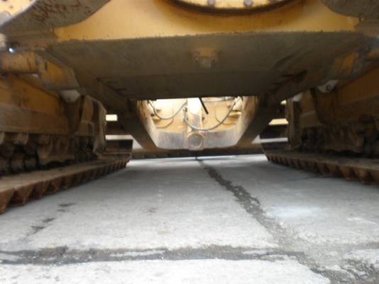 Caterpillar D5N  5614ชั่วโมง รถนอก โทร. 080-6565422 (หนิง)