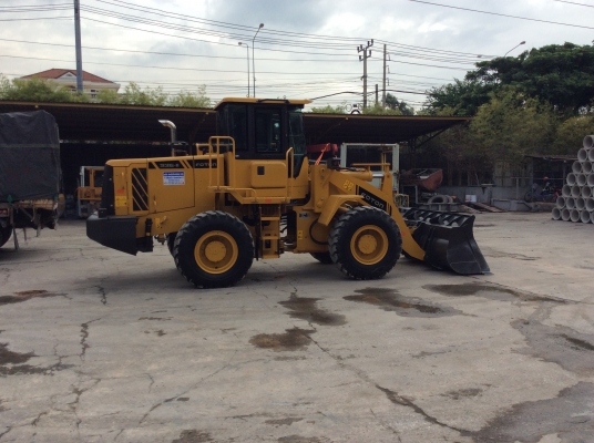 พิเศษสุด!! วันนี้ทางเรามีโปรโมชั่นสุดพิเศษสำหรับลูกค้าที่ใช้รถตักล้อยางยี่ห้อ LOVOL รุ่น FL936F-II STD สำหรับรุ่นนี้เท่านั้นซื้อรถตักวันนี้แถมทองคำหนัก 5 บาท ไปเลยค่ะ