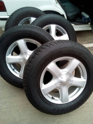 ล้อ ALL NEW  พร้อมยาง 255/65R17  BRIDGESTONE DUELER H/T 840 ชุด 4 เส้น  tel. 081-427-3941