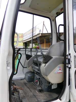 KOMATSU 40-7E ขนาดPC-40 รถเก่านอกมีเอกสารอินวอย&lt;มีVDOให้ชม&gt;☎️ติดต่อ 085-5632278 &lt;ราคาต่อรองได้&gt;