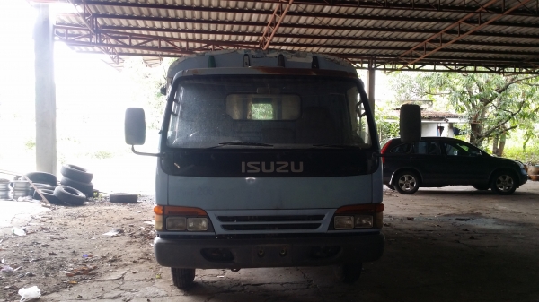 Isuzu 6 ล้อ การ์ตูน