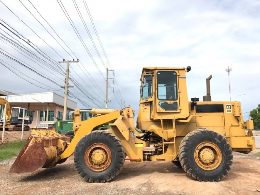 ขายรถตักล้อยาง CAT 936 รถนอกนำเข้าเองจากญี่ปุ่น สภาพสวยพร้อมใช้งาน มีVDOการทำงานครับ