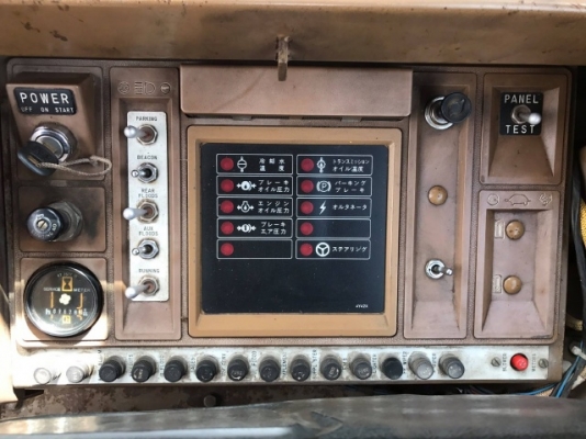 ขายรถตักล้อยาง CAT 936 รถนอกนำเข้าเองจากญี่ปุ่น สภาพสวยพร้อมใช้งาน มีVDOการทำงานครับ