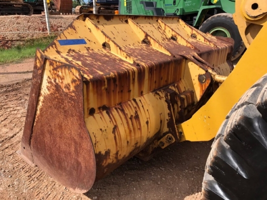 ขายรถตักล้อยาง CAT 936 รถนอกนำเข้าเองจากญี่ปุ่น สภาพสวยพร้อมใช้งาน มีVDOการทำงานครับ