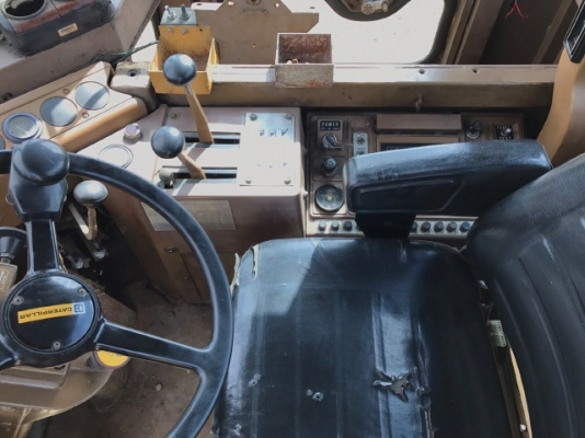 ขายรถตักล้อยาง CAT 936 รถนอกนำเข้าเองจากญี่ปุ่น สภาพสวยพร้อมใช้งาน มีVDOการทำงานครับ