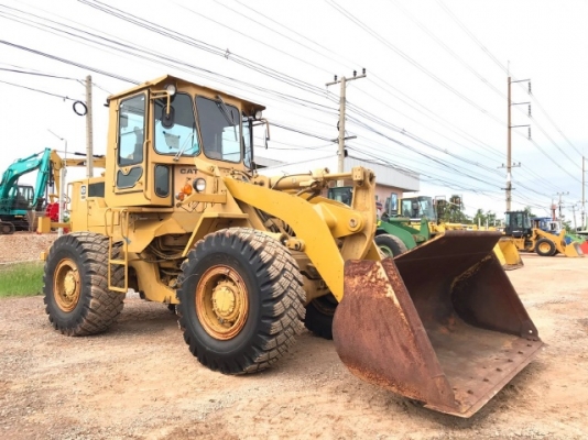 ขายรถตักล้อยาง CAT 936 รถนอกนำเข้าเองจากญี่ปุ่น สภาพสวยพร้อมใช้งาน มีVDOการทำงานครับ