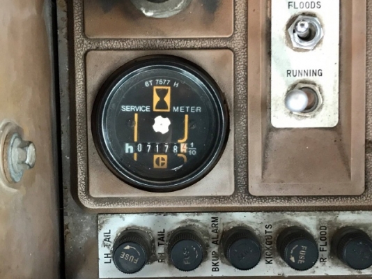 ขายรถตักล้อยาง CAT 936 รถนอกนำเข้าเองจากญี่ปุ่น สภาพสวยพร้อมใช้งาน มีVDOการทำงานครับ