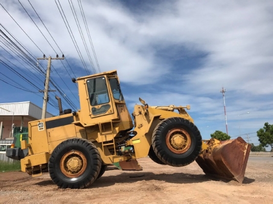 ขายรถตักล้อยาง CAT 936 รถนอกนำเข้าเองจากญี่ปุ่น สภาพสวยพร้อมใช้งาน มีVDOการทำงานครับ