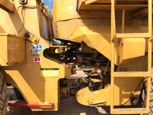 ขายรถตักล้อยาง CAT 936 รถนอกนำเข้าเองจากญี่ปุ่น สภาพสวยพร้อมใช้งาน มีVDOการทำงานครับ