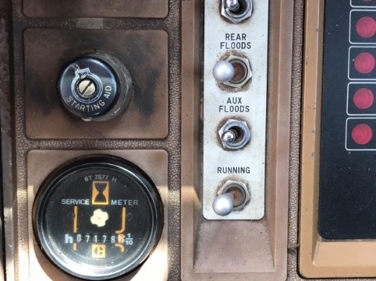 ขายรถตักล้อยาง CAT 936 รถนอกนำเข้าเองจากญี่ปุ่น สภาพสวยพร้อมใช้งาน มีVDOการทำงานครับ