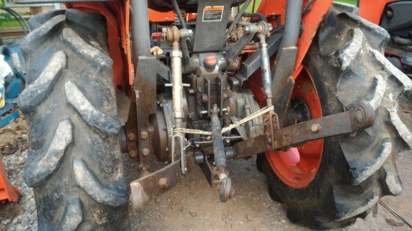 ขายรถไถ KUBOTA L2808 รถไร่ สภาพเดิมๆ พร้อมดันหน้าและผาน4 ราคา 180,000 เครื่องดี เกียร์ดี ไฮดี พร้อมใช้งาน ราคาต่อรองได้ สนใจโทรคุยกันก่อนได้ครับ มีรถขนส่งบริการทั่วไทย ร้านสามย่านแทรคเตอร์ อ.แกลง จ.ระยอง โทร 0818618678 ,0899347475 id line=0818618678 id li ขายรถไถ KUBOTA L2808 รถไร่ สภาพเดิมๆ พร้อมดันหน้าและผาน4 ราคา 180,000 เครื่องดี เกียร์ดี ไฮดี พร้อมใช้งาน ราคาต่อรองได้ สนใจโทรคุยกันก่อนได้ครับ มีรถขนส่งบริการทั่วไทย ร้านสามย่านแทรคเตอร์ อ.แกลง จ.ระยอง โทร 0818618678 ,0899347475 id line=0818618678 id li
