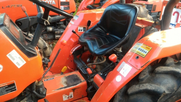 ขายรถไถ KUBOTA L2808 รถไร่ สภาพเดิมๆ พร้อมดันหน้าและผาน4 ราคา 180,000 เครื่องดี เกียร์ดี ไฮดี พร้อมใช้งาน ราคาต่อรองได้ สนใจโทรคุยกันก่อนได้ครับ มีรถขนส่งบริการทั่วไทย ร้านสามย่านแทรคเตอร์ อ.แกลง จ.ระยอง โทร 0818618678 ,0899347475 id line=0818618678 id li ขายรถไถ KUBOTA L2808 รถไร่ สภาพเดิมๆ พร้อมดันหน้าและผาน4 ราคา 180,000 เครื่องดี เกียร์ดี ไฮดี พร้อมใช้งาน ราคาต่อรองได้ สนใจโทรคุยกันก่อนได้ครับ มีรถขนส่งบริการทั่วไทย ร้านสามย่านแทรคเตอร์ อ.แกลง จ.ระยอง โทร 0818618678 ,0899347475 id line=0818618678 id li