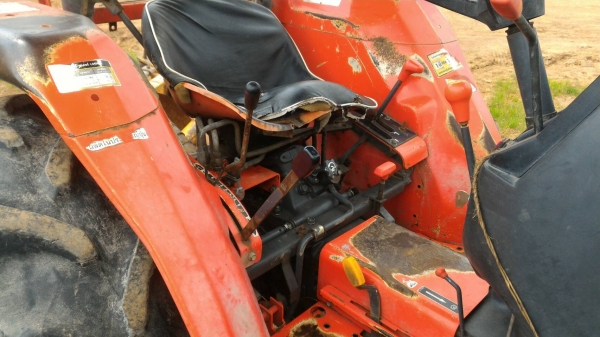 ขายรถไถ KUBOTA L3408DI พร้อมดันหน้าและผาน6 ราคา 195,000 เครื่องดี เกียร์ดี ไฮดี พร้อมใช้งาน ราคาต่อรองได้ สนใจโทรคุยกันก่อนได้ครับ มีรถขนส่งบริการทั่วไทย ร้านสามย่านแทรคเตอร์ อ.แกลง จ.ระยอง โทร 0818618678 ,0899347475 id line=0818618678 id line=0917315475 ขายรถไถ KUBOTA L3408DI พร้อมดันหน้าและผาน6 ราคา 195,000 เครื่องดี เกียร์ดี ไฮดี พร้อมใช้งาน ราคาต่อรองได้ สนใจโทรคุยกันก่อนได้ครับ มีรถขนส่งบริการทั่วไทย ร้านสามย่านแทรคเตอร์ อ.แกลง จ.ระยอง โทร 0818618678 ,0899347475 id line=0818618678 id line=0917315475