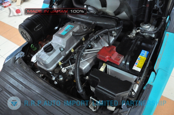 ขายรถโฟล์คลิฟท์มือสอง TOYOTA รุ่น 8FD325-33341 นำเข้าจากประเทศญี่ปุ่น 100\% ไม่เคยใช้งานในไทย