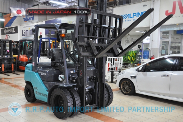 ขายรถโฟล์คลิฟท์มือสอง TOYOTA รุ่น 8FD325-33341 นำเข้าจากประเทศญี่ปุ่น 100\% ไม่เคยใช้งานในไทย