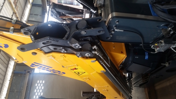 เครนพับใหม่นำเข้าจาก ITALY