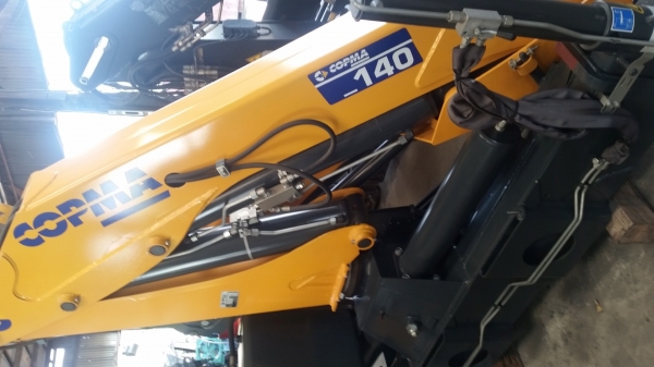 เครนพับใหม่นำเข้าจาก ITALY