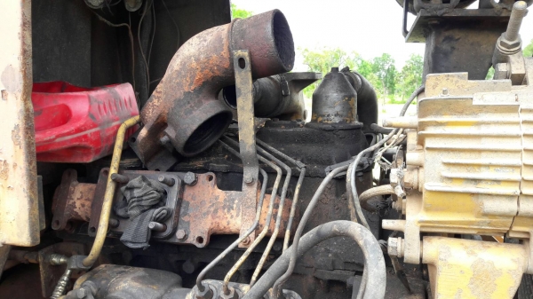ขาย แทรคเตอร์ CAT D4H เครื่องฟิตใหม่ แต่เทอร์โบเสีย ช่วงล่างดี ขายตามสภาพ เอกสารใบซื้อขาย