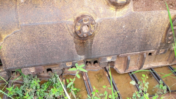 ขาย แทรคเตอร์ CAT D4H เครื่องฟิตใหม่ แต่เทอร์โบเสีย ช่วงล่างดี ขายตามสภาพ เอกสารใบซื้อขาย