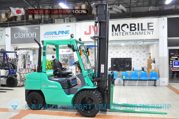 ขายรถโฟล์คลิฟท์มือสอง MITSUBISHI รุ่น FD35T-12472 นำเข้าจากประเทศญี่ปุ่น 100\% ไม่เคยใช้งานในไทย