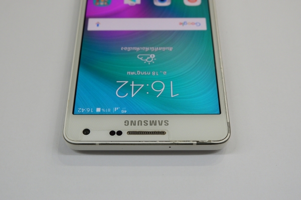 Samsung Galaxy A5 (SM-A500F) สีขาว ของแท้ สภาพใหม่ ส่งฟรี