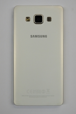 Samsung Galaxy A5 (SM-A500F) สีขาว ของแท้ สภาพใหม่ ส่งฟรี