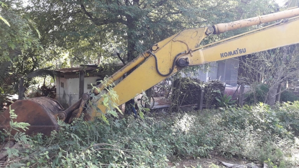 ขายPC200-5 ตูดแดง คอนโทรลสั้น เครื่องเดิม ปั้มเดิม ไฟฟ้ามีบางจุด แอรหนาว เอกสารซื้อขาย สภาพใช้งานได้ปกติ 355000บ.0828609250