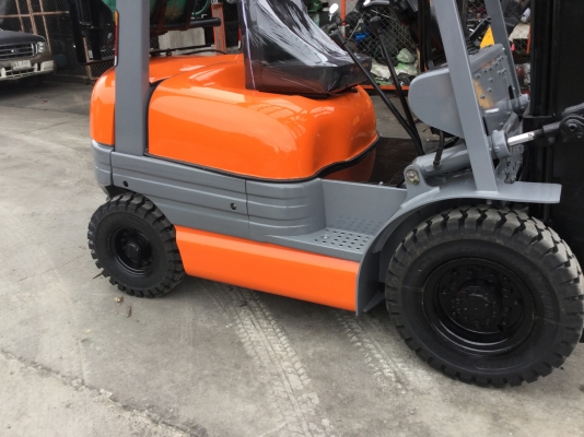 ขาย รถโฟรคลิฟท์ โตโยต้า รุ่น 6 เบนซิล 2 ตัน ขาย รถโฟรคลิฟท์ โตโยต้า รุ่น 6 เบนซิล 2 ตัน