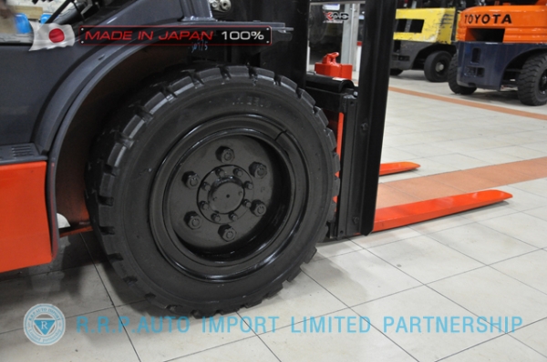 ขายรถโฟล์คลิฟท์มือสอง TOYOTA รุ่น 8FGJ35-30975 นำเข้าจากประเทศญี่ปุ่น 100\% ไม่เคยใช้งานในไทย