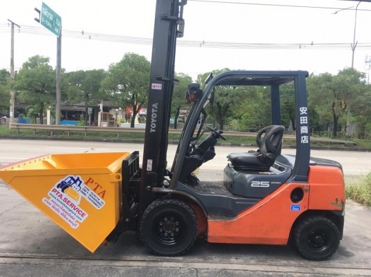 ขายรถโฟลค์ลิฟท์มือสองสำหรับตักยางพาราตักยางก้อนตักยางถ้วย