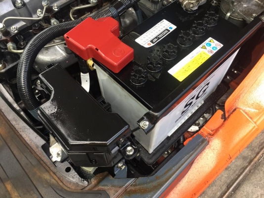 ขายรถโฟลค์ลิฟท์มือสองสำหรับตักยางพาราตักยางก้อนตักยางถ้วย