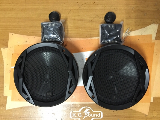ขายลำโพงแยกชิ้น 6.5&quot; JBL รุ่น CLUB 6500C คุณภาพ Hi-end