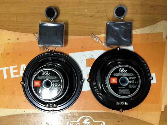 ขายลำโพงแยกชิ้น 6.5&quot; JBL รุ่น CLUB 6500C คุณภาพ Hi-end